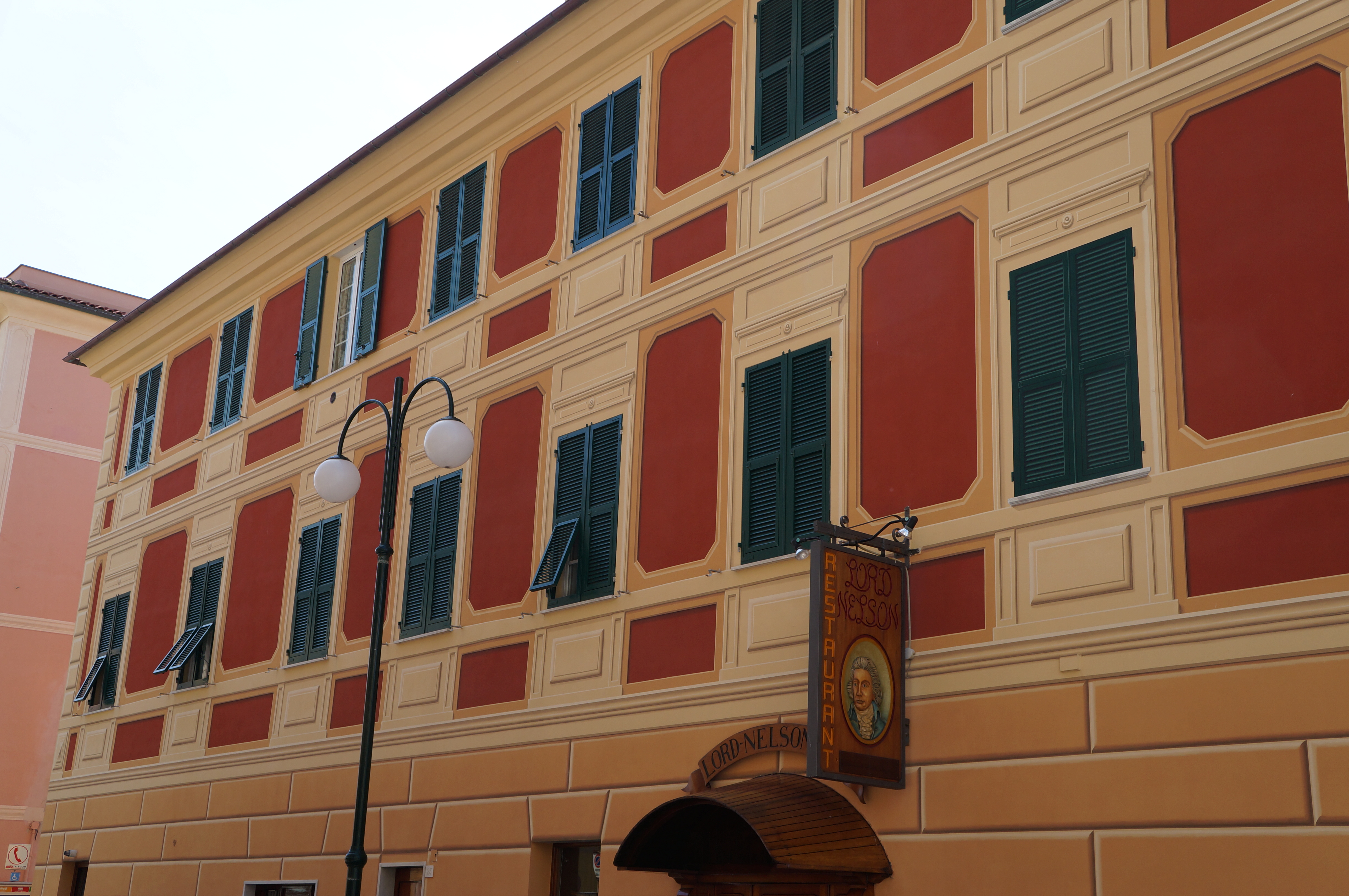 Decorazioni per Esterni e Facciate